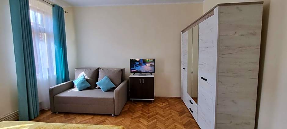 Happy Mood Apartments