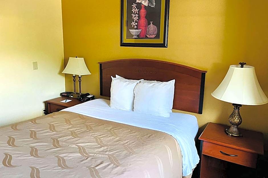 Quality Inn & Suites Prestonsburg next to Mountain Arts Center