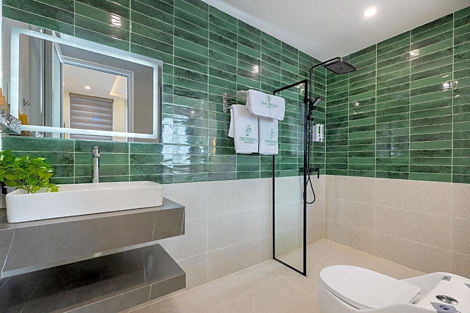 One Season Boutique Hotel Vung Tau - Beachfront