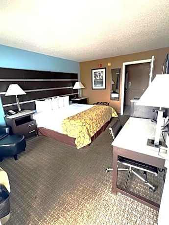 King Room - Disability Access/Non-Smoking