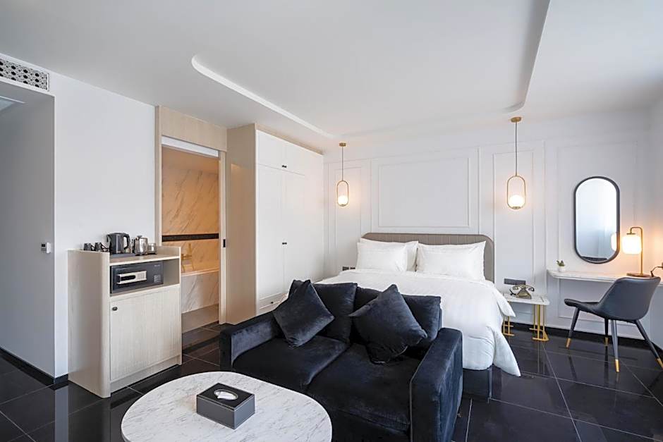 Ratri Hotel Phuket Old Town