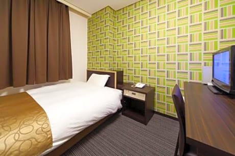 Standard Double Room with Small Double Bed - Non-Smoking