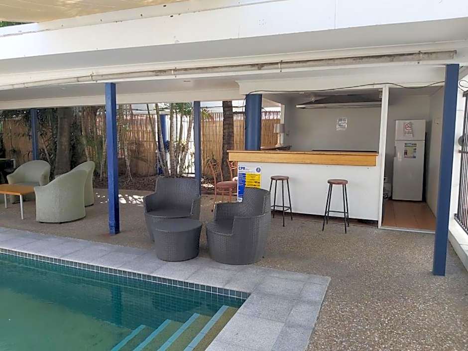 Cosmopolitan Motel & Serviced Apartments