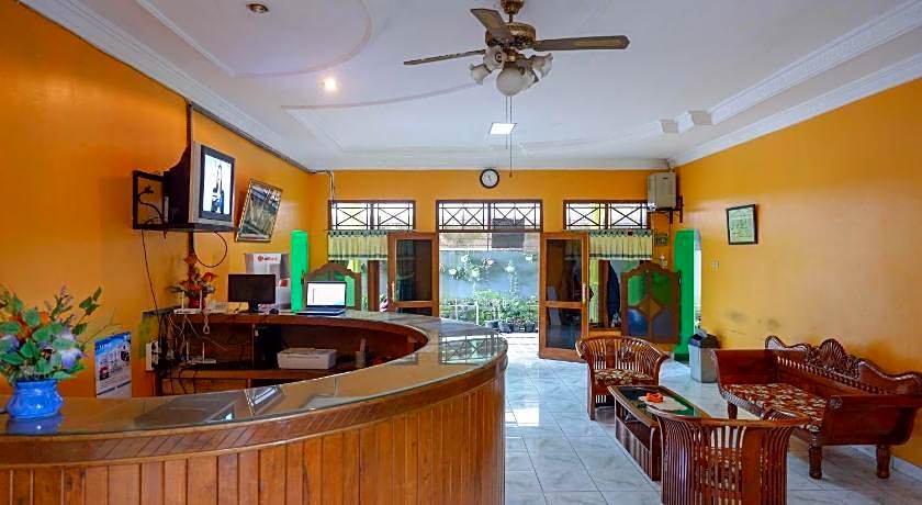 RedDoorz near Lokawisata Baturaden