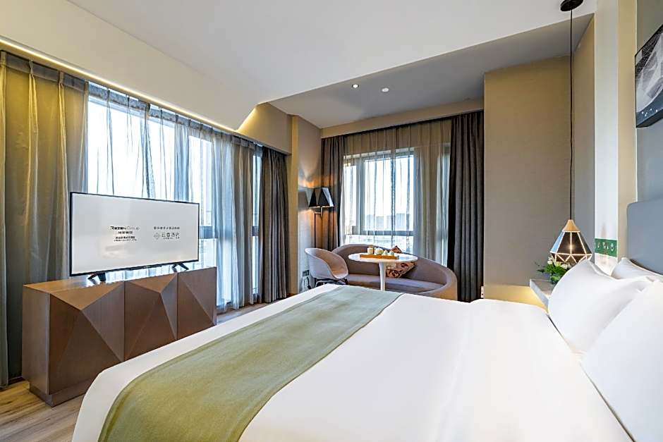 Lereal Inn Ningbo East New City