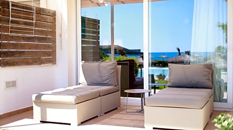 DOUBLE SUPERIOR GARDEN VIEW 1 OR 2 PAX