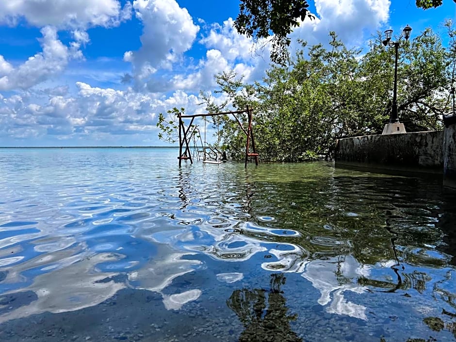 Lagoon House Kinuh