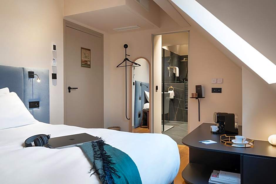 Hébé Hotel