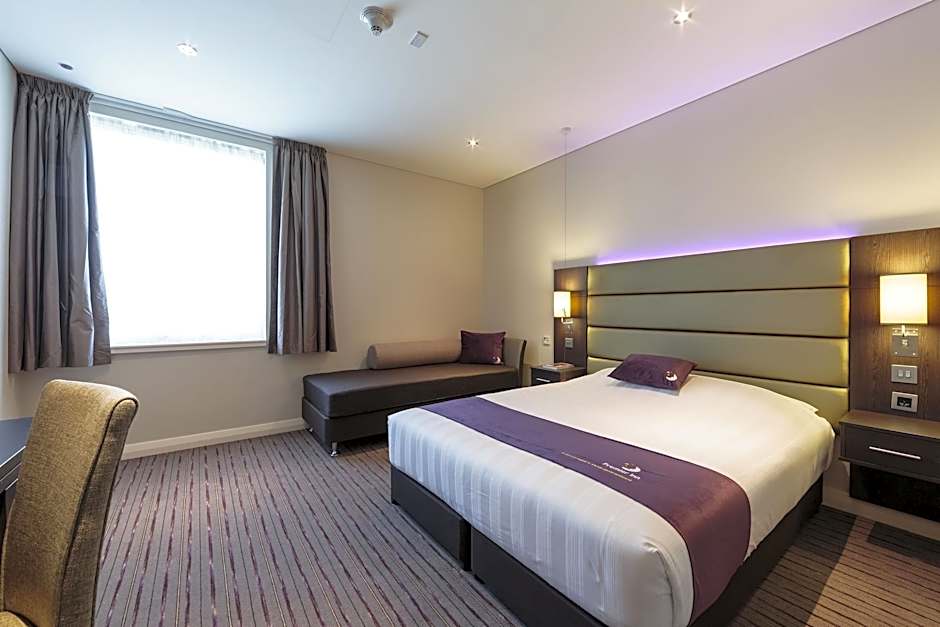 Premier Inn Doha Education City Hotel