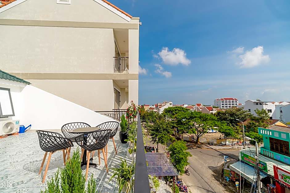 Babylon Hoi An Central Villa