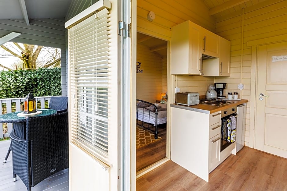 The Retreat Log Cabin