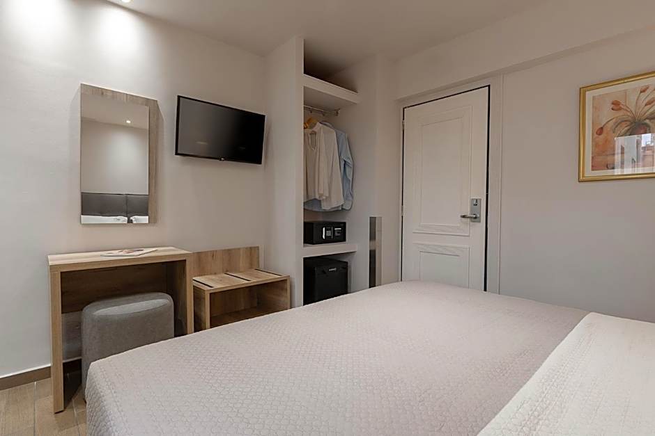 PIRAEUS DREAM CITY HOTEL