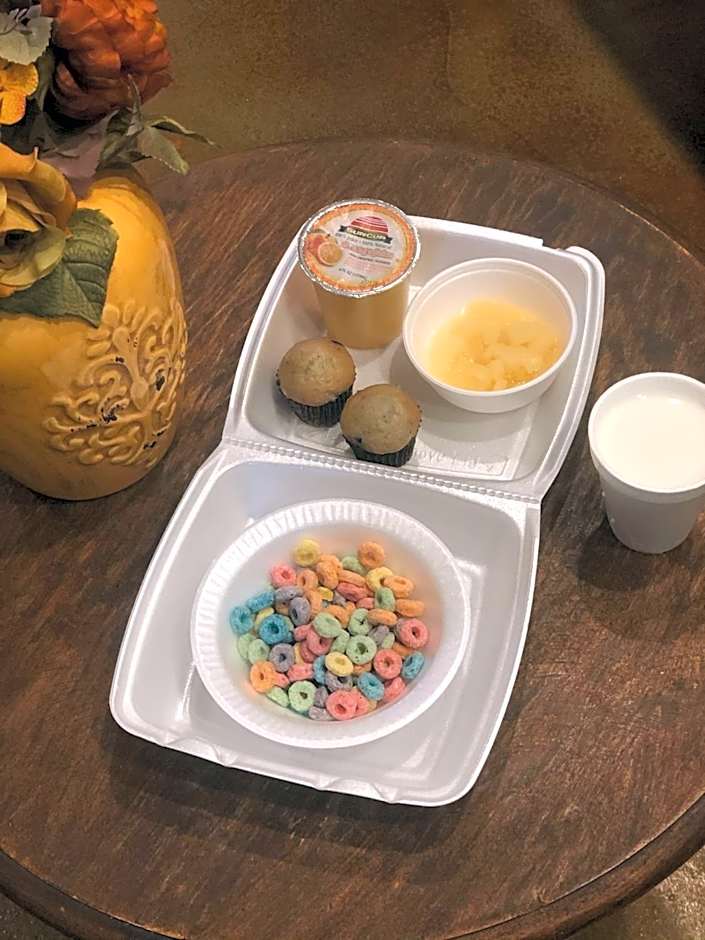 The Classic Desert Aire Hotel