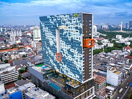 YELLO Hotel Harmoni