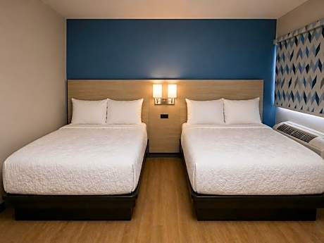 Quadruple Room - Non Smoking
