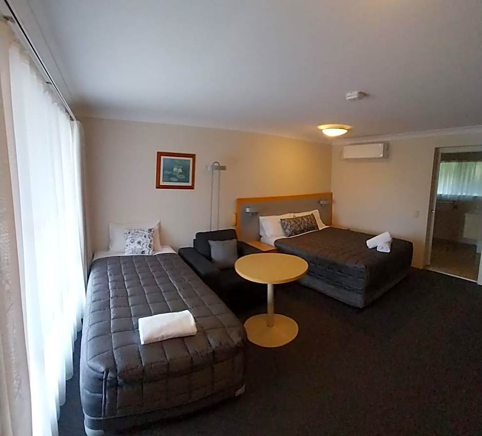 George Bass Motor Inn