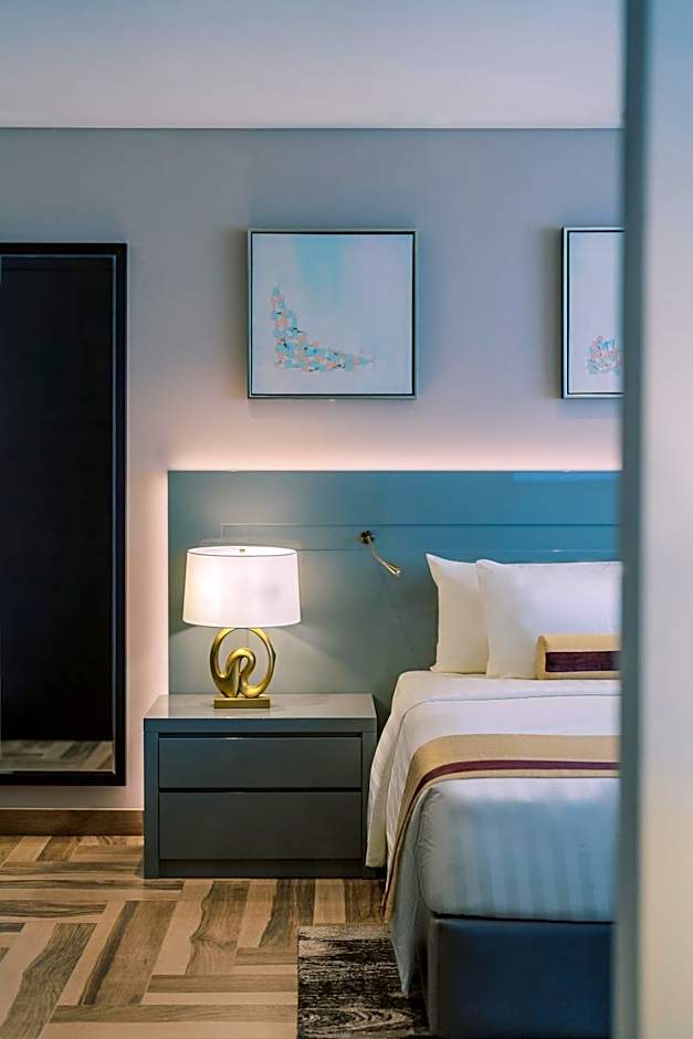 Khalidia Palace Hotel Dubai by Mourouj Gloria