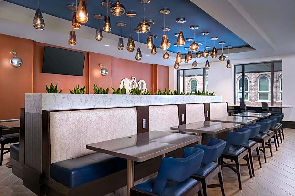 Embassy Suites By Hilton Knoxville Downtown