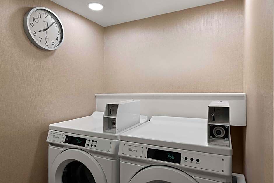 Hampton Inn By Hilton And Suites Dothan