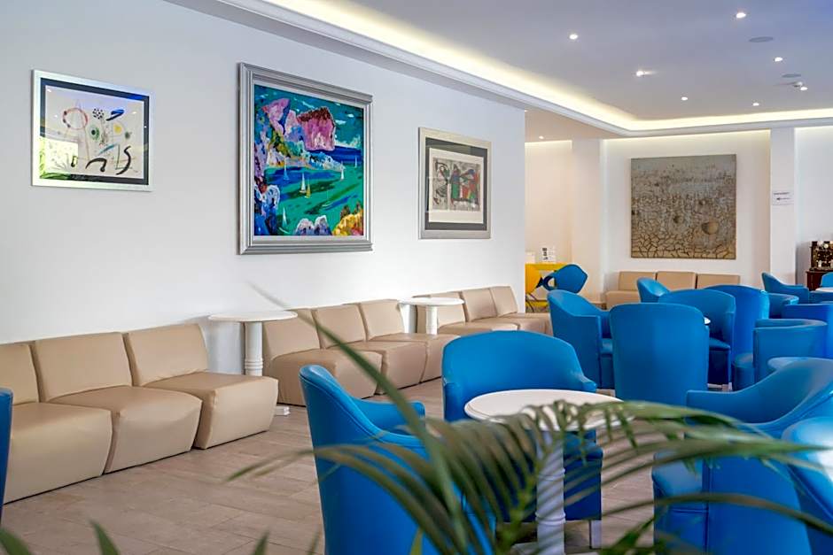 GUYA WAVE HOTEL