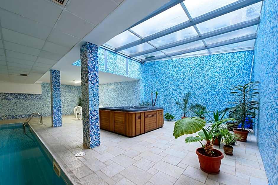 Kap House Family Hotel