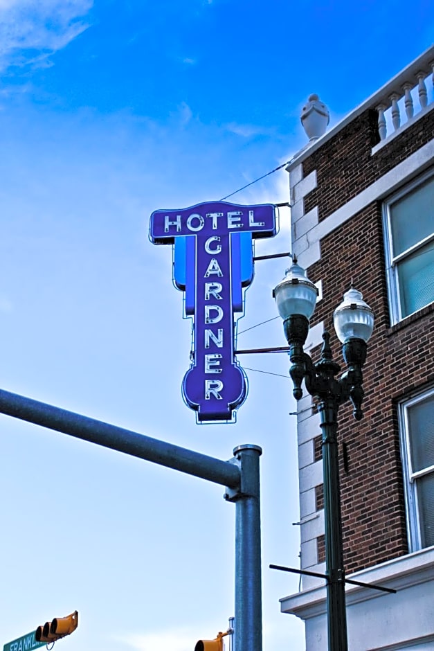 Gardner Hotel