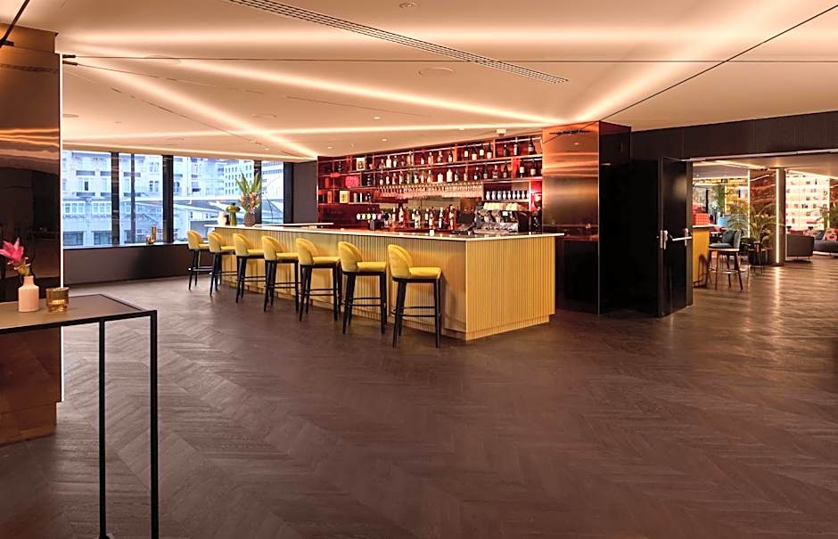 Cardo Brussels, Autograph Collection