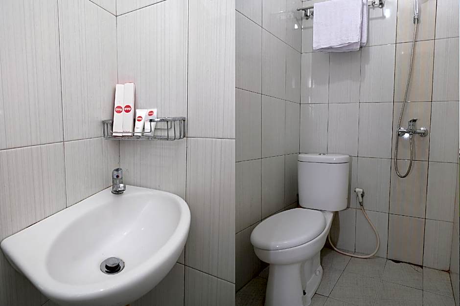 OYO 752 Abz Guest House Syariah