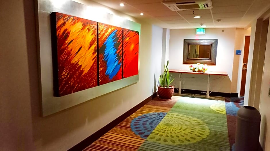 Holiday Inn Express & Suites Cuernavaca By IHG