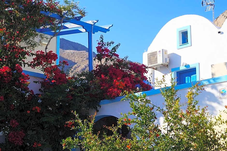 Anna Maria Rooms Santorini