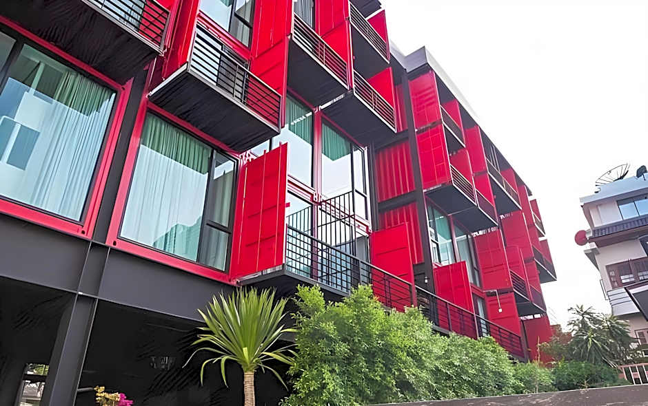 Sleepbox Sukhumvit 22