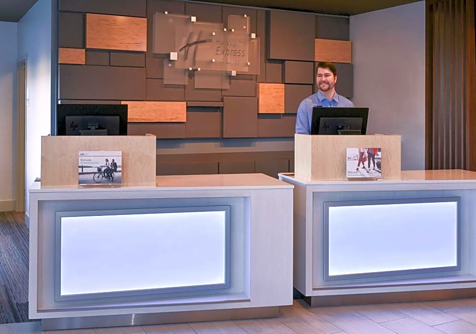 Holiday Inn Express And Suites MADISONVILLE By IHG