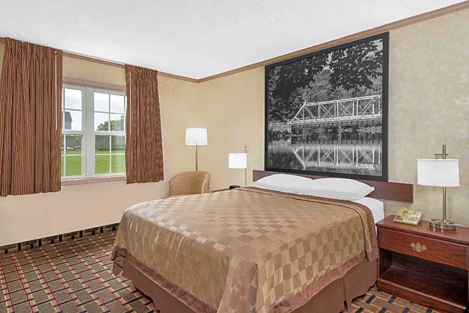 Super 8 Maumee/Toledo, OH