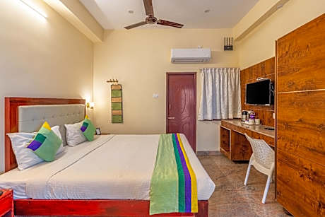 Treebo Grace Inn, 3 Min Walk From Promenade Beach