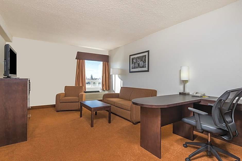 Super 8 by Wyndham Vermilion AB