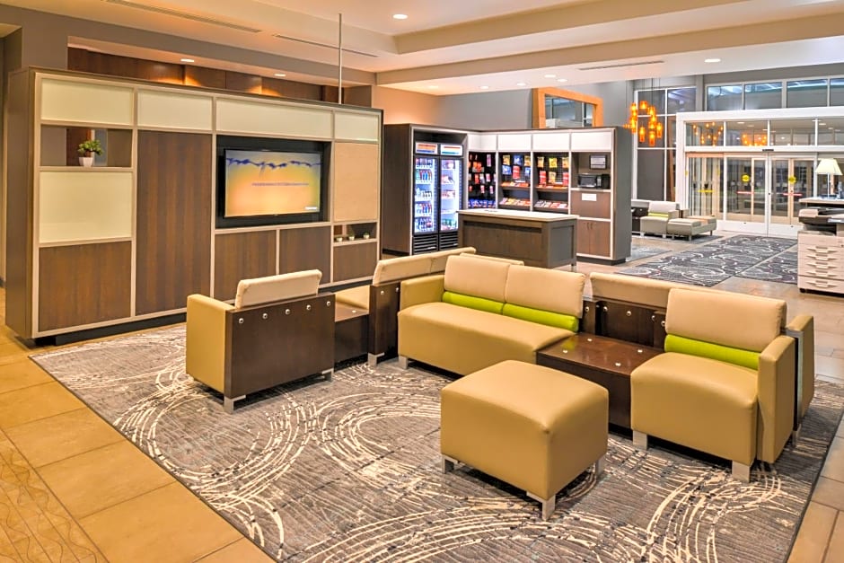 Holiday Inn Kansas City Airport, an IHG Hotel