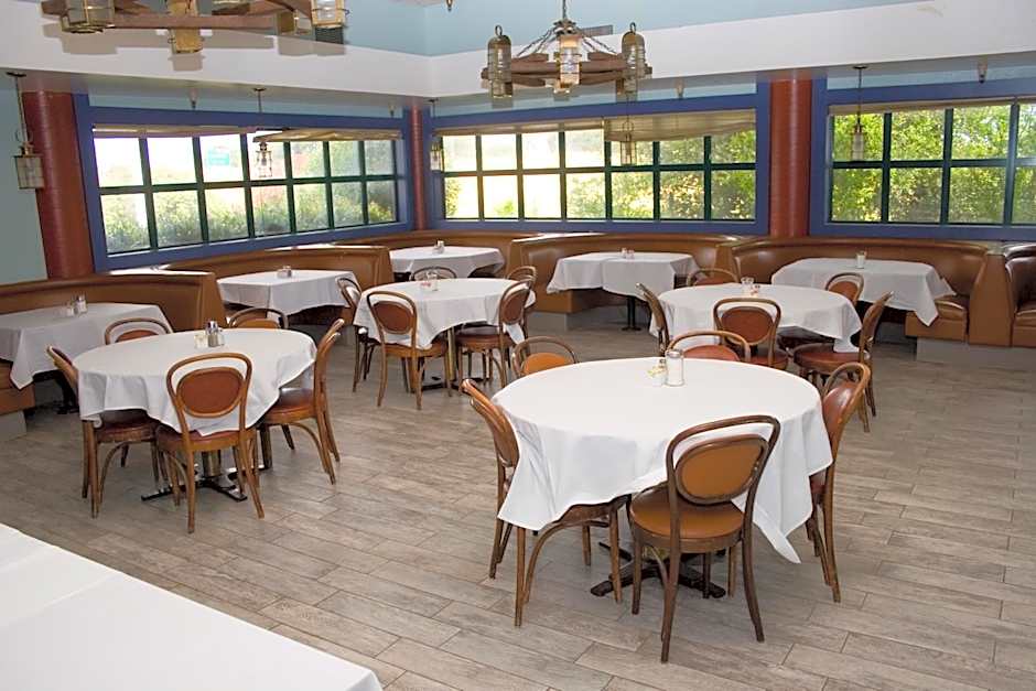 Keefers Inn King City