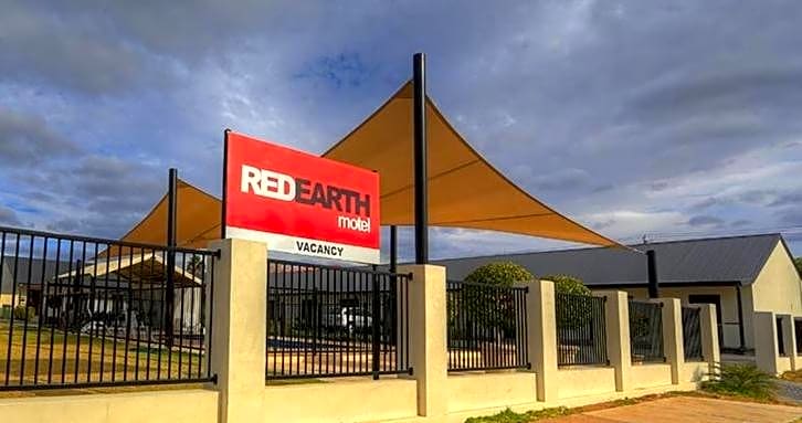 Red Earth Motel
