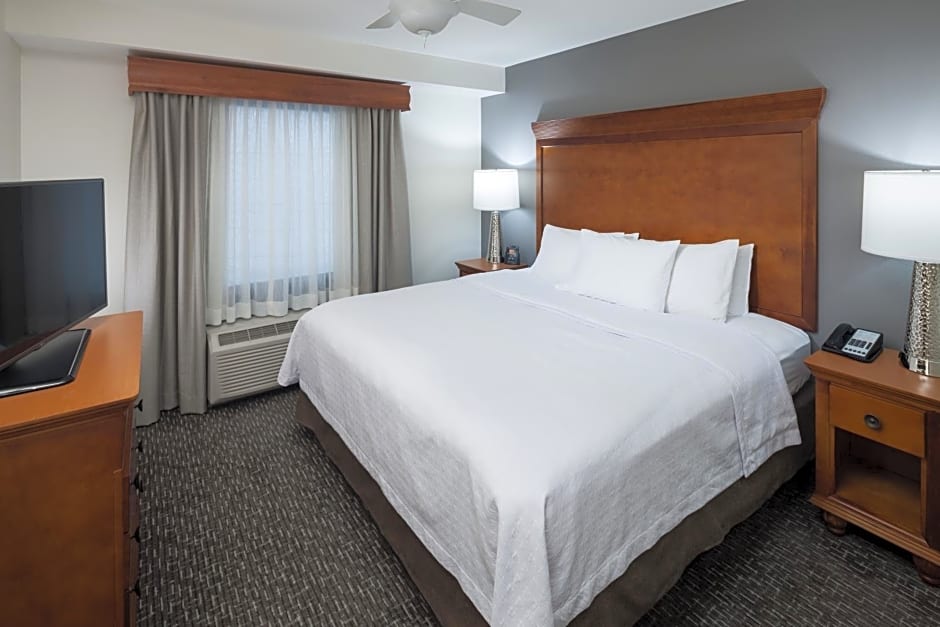 Homewood Suites by Hilton Omaha - Downtown