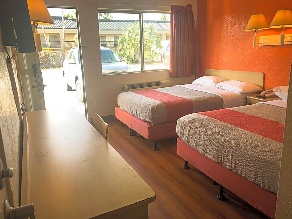 Motel 6 Jacksonville - Orange Park