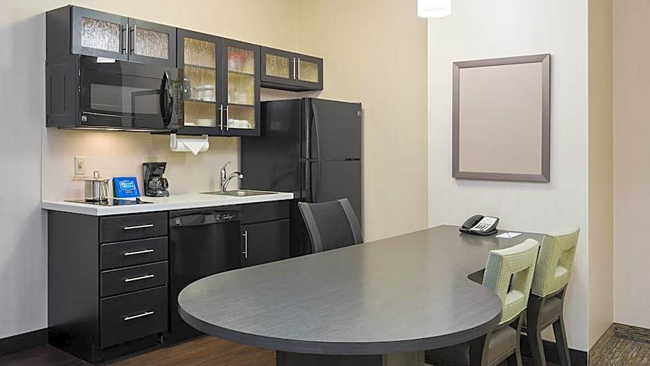 Candlewood Suites Grove City - Outlet Center By IHG