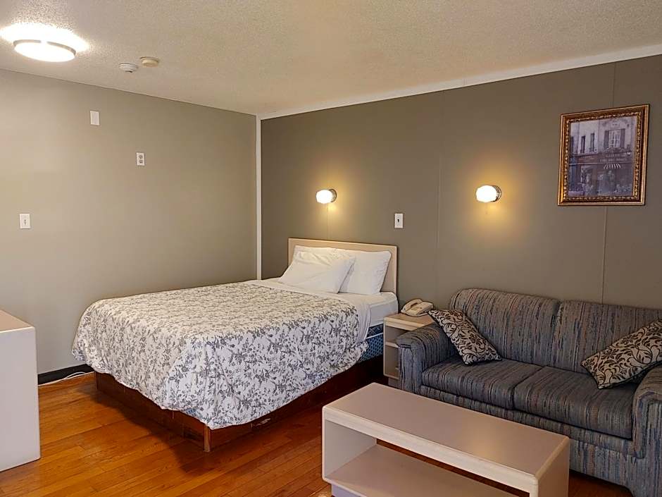 Magnuson Hotel Creston