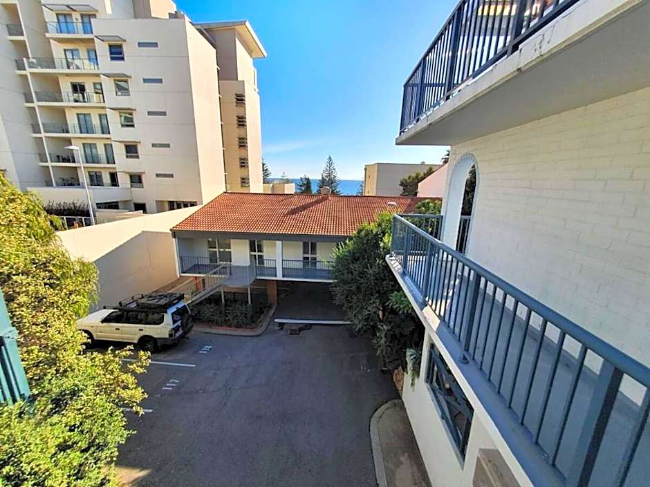 Coastal Oceanview 2bedrm 2bath Pool & Slide!