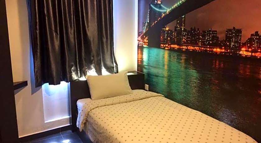 Kozi Hotel - Bukit Indah