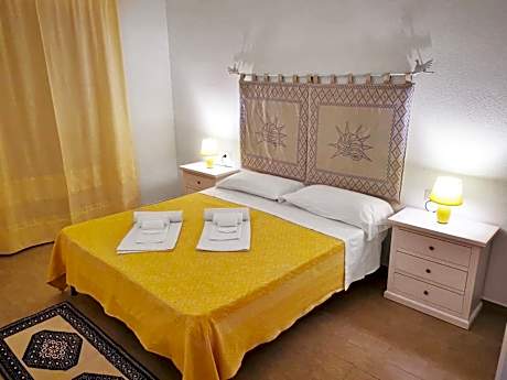 Two-Bedroom Apartment with Terrace or Balcony (6 People) - Sea View