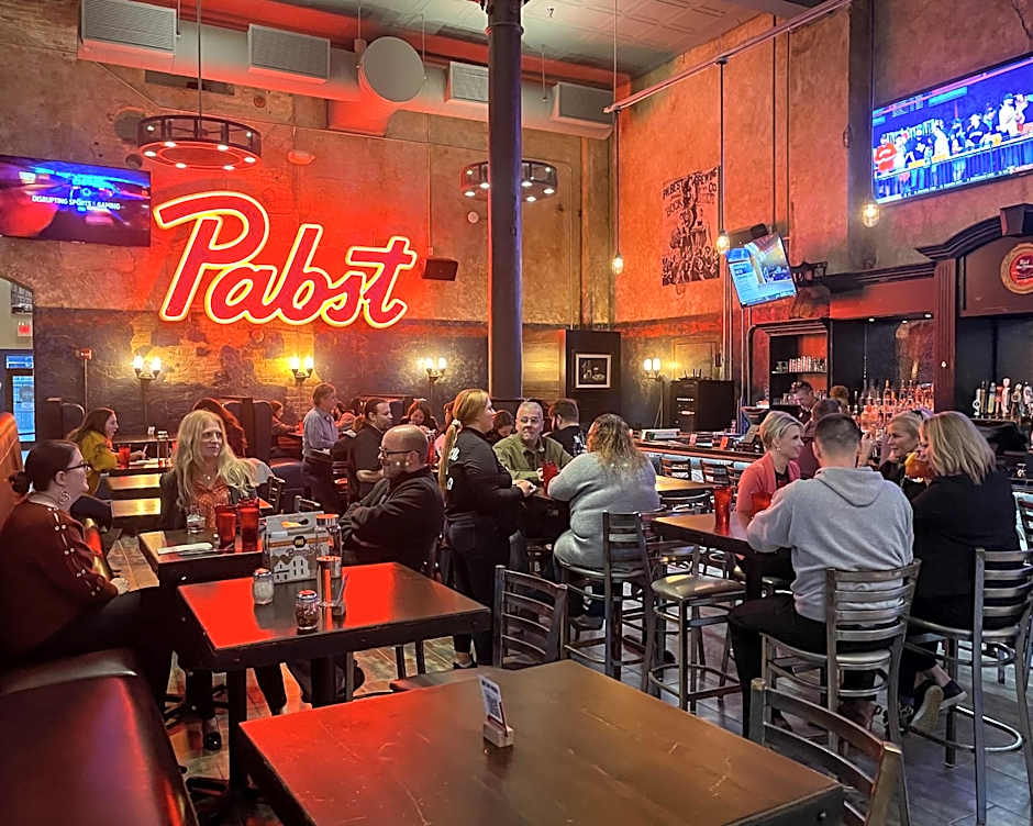 Brewhouse Inn and Suites