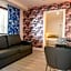 Waterside Hotel and Suites