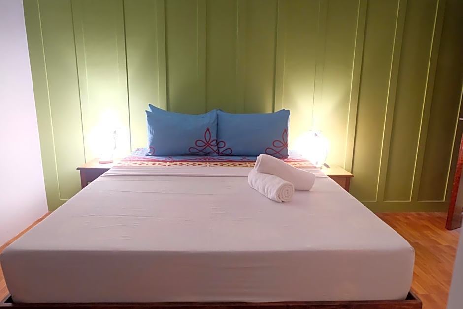 MANANQUIL TRAVEL LODGE