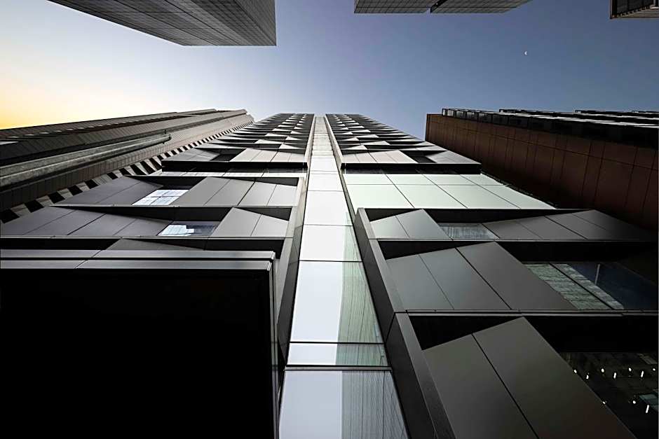 Next Hotel Melbourne, Curio Collection by Hilton