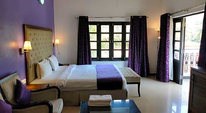 Silver Sands Hideaway Hotel